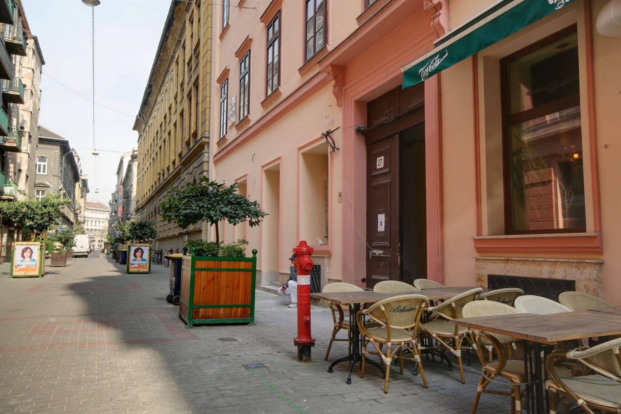 Opera Guesthouse Budapest Exterior foto